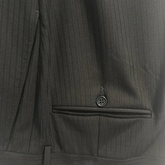 EXCELLENT CONDITION CANILI BERTINI MADE IN ITALY MENS SUIT 100% PURE WOOL